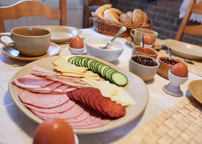 Troszt Pince * Villany